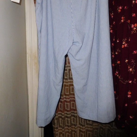 NWT 2X CALVIN KLEIN BLUE PINSTRIPED CAPRIS SEARSSUCKER LOOK - Picture 9 of 9